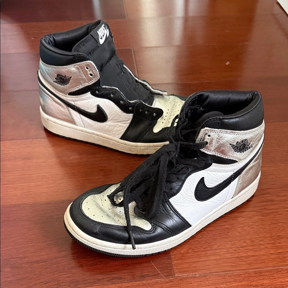 Nike Air Jordan One Retro White, Black, and Silver High Top Sneakers. Womens 8